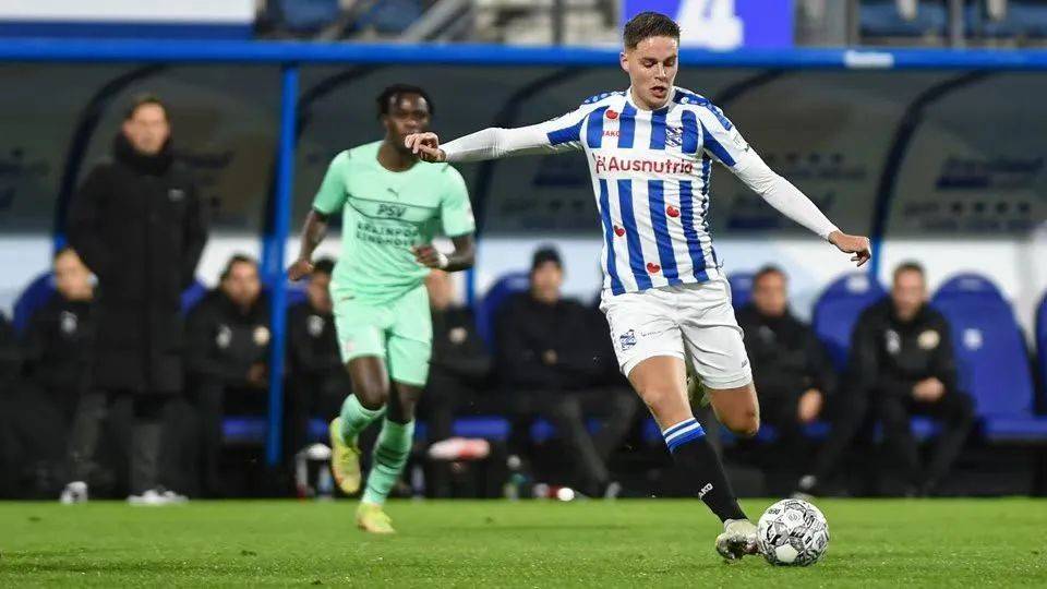 阿森纳用两 阿森纳用两