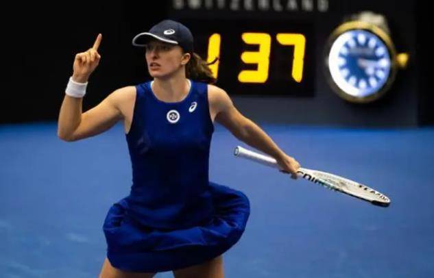 投手常在两 投手常在两